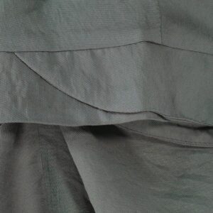 076.10.01.026_KHK-02 Χακί Ασύμμετρη Μπλούζα Με V forel