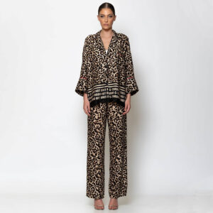 2502004_BRW & 2503004_BRW-mdl1 Σατέν Παντελόνι Με Animal Print C-THROU Σατέν Πουκάμισο Με Animal Print