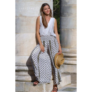LE261LAGUNA_3221-mdl1 Laguna Provence Kaki Χακί Παντελόνα LARA ETHNICS