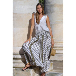 LE261LAGUNA_3221-mdl2 Laguna Provence Kaki Χακί Παντελόνα LARA ETHNICS
